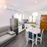 By The Sea Cove Ljubljeva, Trogir - 18052 Apartment *